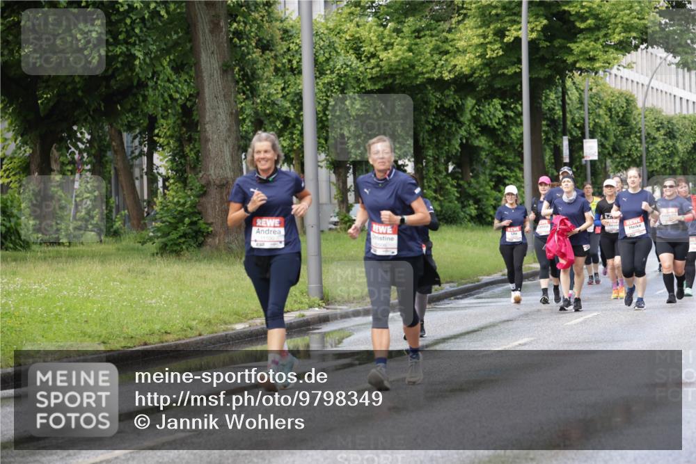 14.06.2026 - REWE Women's Run Jannik Wohlers http://msf.ph/oto/9798349 14.06.2026 09:12:58 Laufen 11100 meine-sportfotos.de