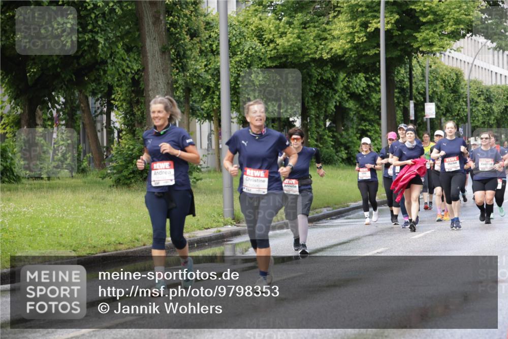 14.06.2026 - REWE Women's Run Jannik Wohlers http://msf.ph/oto/9798353 14.06.2026 09:12:59 Laufen 10506 meine-sportfotos.de