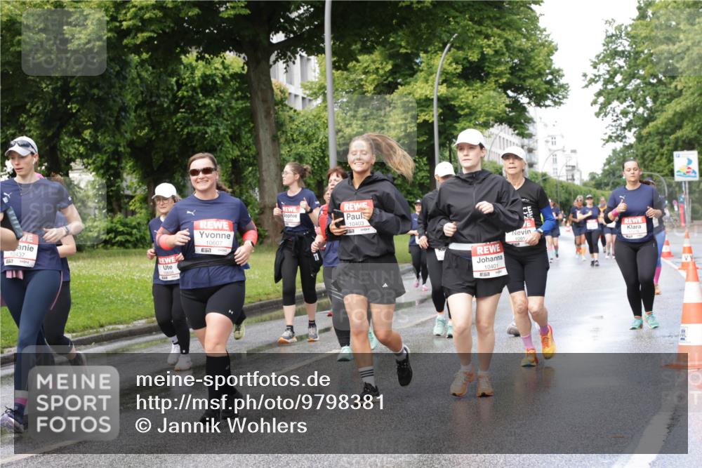 14.06.2026 - REWE Women's Run Jannik Wohlers http://msf.ph/oto/9798381 14.06.2026 09:13:11 Laufen 10607, 10437, 517, 10403, 10401, 7, 1091 meine-sportfotos.de