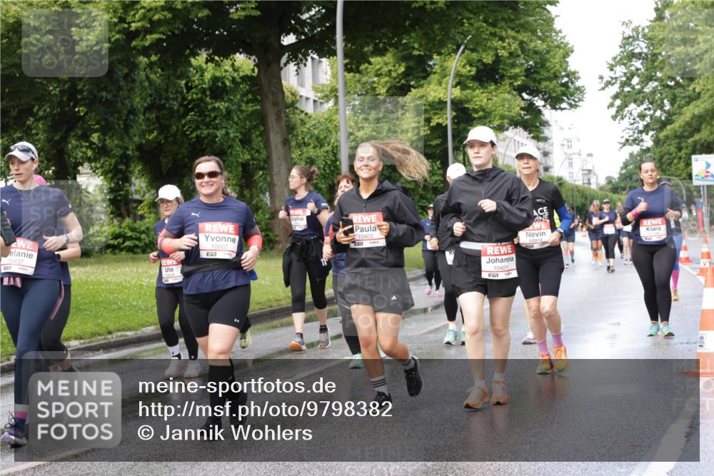 14.06.2026 - REWE Women's Run Jannik Wohlers http://msf.ph/oto/9798382 14.06.2026 09:13:11 Laufen 10437, 10607, 7, 10658, 10403, 10401, 7, 10918 meine-sportfotos.de