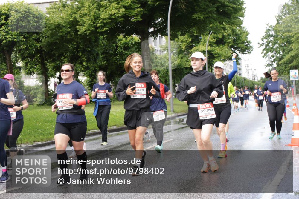 14.06.2026 - REWE Women's Run Jannik Wohlers http://msf.ph/oto/9798402 14.06.2026 09:13:12 Laufen 1060, 0403, 57, 10401, 657, 10918 meine-sportfotos.de
