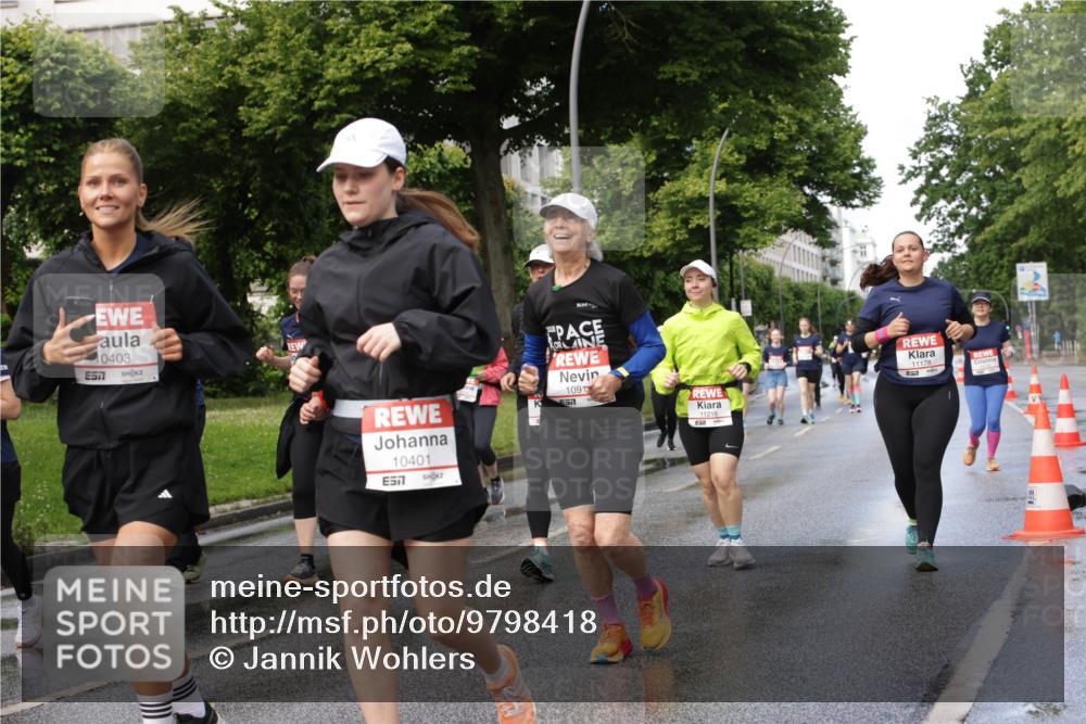 14.06.2026 - REWE Women's Run Jannik Wohlers http://msf.ph/oto/9798418 14.06.2026 09:13:13 Laufen 57, 0403, 10401, 57, 10917, 11178, 11216 meine-sportfotos.de