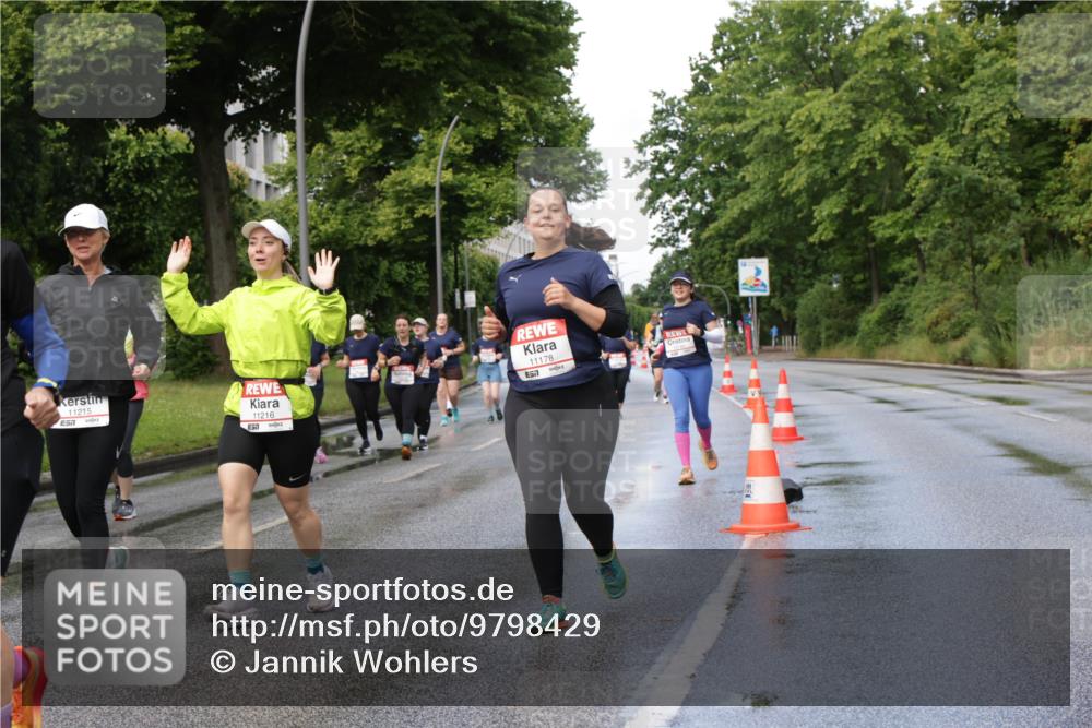 14.06.2026 - REWE Women's Run Jannik Wohlers http://msf.ph/oto/9798429 14.06.2026 09:13:14 Laufen 11215, 57, 11216, 7, 11178, 7 meine-sportfotos.de