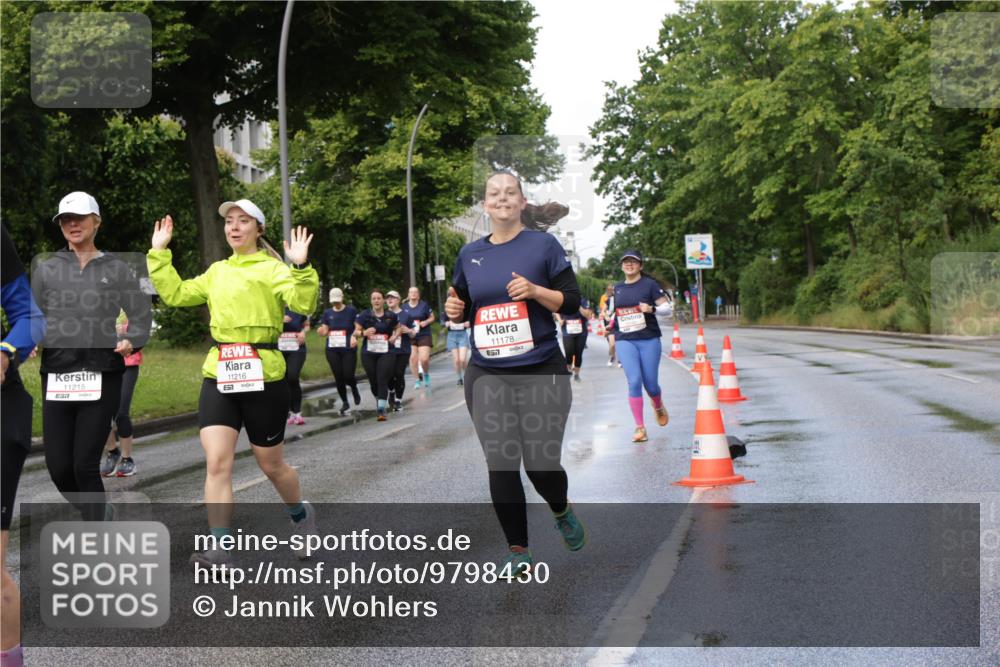 14.06.2026 - REWE Women's Run Jannik Wohlers http://msf.ph/oto/9798430 14.06.2026 09:13:14 Laufen 11215, 11216, 57, 11178, 657 meine-sportfotos.de