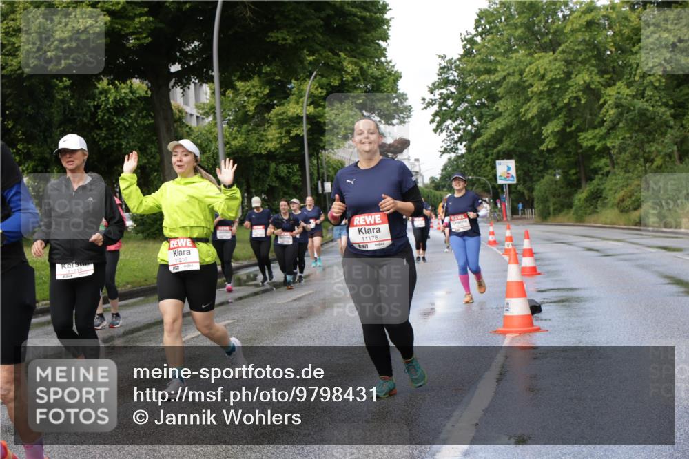 14.06.2026 - REWE Women's Run Jannik Wohlers http://msf.ph/oto/9798431 14.06.2026 09:13:14 Laufen 11215, 11216, 11178, 57 meine-sportfotos.de