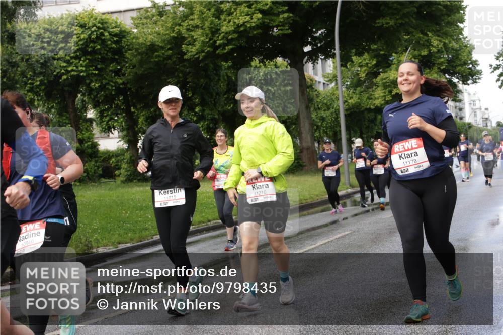 14.06.2026 - REWE Women's Run Jannik Wohlers http://msf.ph/oto/9798435 14.06.2026 09:13:15 Laufen 10540, 11215, 577, 11216, 657, 11178, 7 meine-sportfotos.de