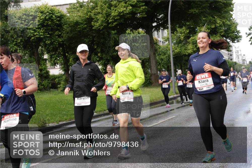 14.06.2026 - REWE Women's Run Jannik Wohlers http://msf.ph/oto/9798436 14.06.2026 09:13:15 Laufen 10540, 7, 11215, 11216, 11178, 57 meine-sportfotos.de
