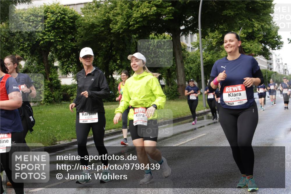 14.06.2026 - REWE Women's Run Jannik Wohlers http://msf.ph/oto/9798439 14.06.2026 09:13:15 Laufen 540, 1, 11215, 7, 11216, 11178, 7 meine-sportfotos.de