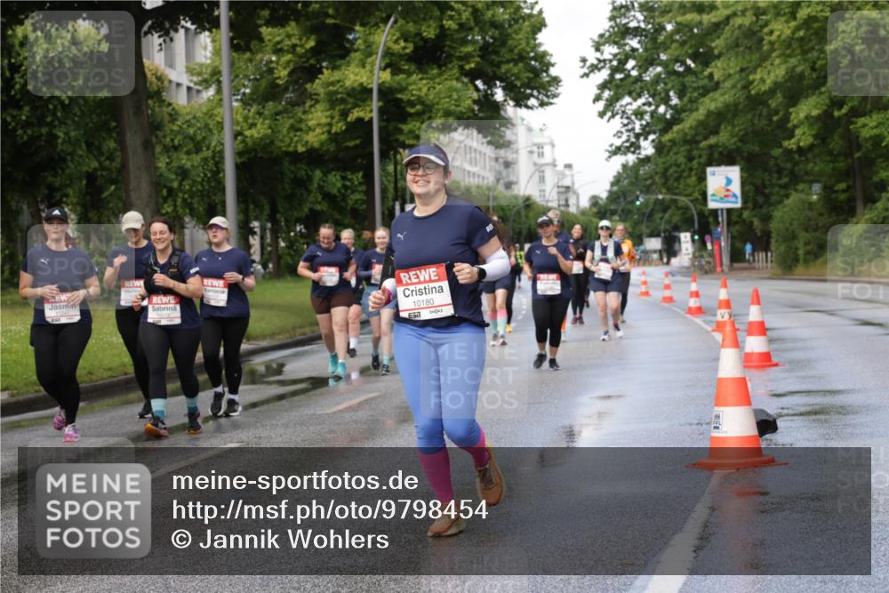 14.06.2026 - REWE Women's Run Jannik Wohlers http://msf.ph/oto/9798454 14.06.2026 09:13:18 Laufen 11247, 10180, 657 meine-sportfotos.de