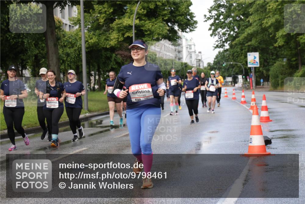 14.06.2026 - REWE Women's Run Jannik Wohlers http://msf.ph/oto/9798461 14.06.2026 09:13:18 Laufen 10180, 1 meine-sportfotos.de