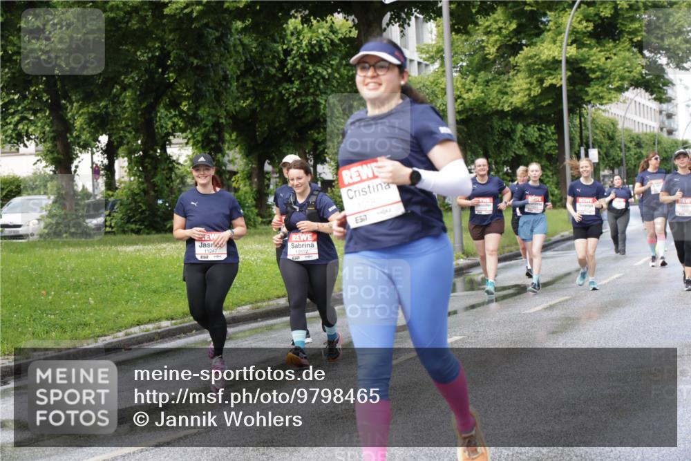 14.06.2026 - REWE Women's Run Jannik Wohlers http://msf.ph/oto/9798465 14.06.2026 09:13:19 Laufen 11247, 10572, 10180, 557 meine-sportfotos.de
