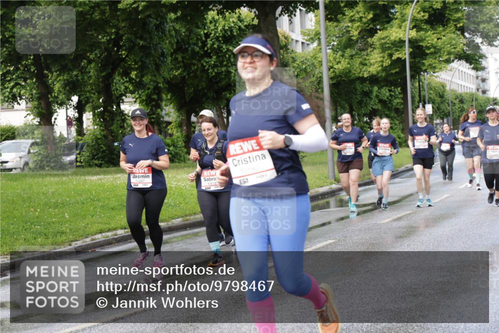 14.06.2026 - REWE Women's Run Jannik Wohlers http://msf.ph/oto/9798467 14.06.2026 09:13:19 Laufen 11247, 7, 10572, 10180 meine-sportfotos.de
