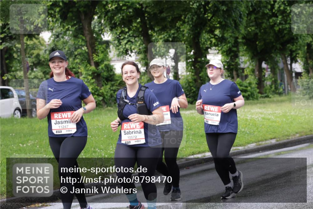 14.06.2026 - REWE Women's Run Jannik Wohlers http://msf.ph/oto/9798470 14.06.2026 09:13:21 Laufen 11247, 10520, 10572, 7 meine-sportfotos.de