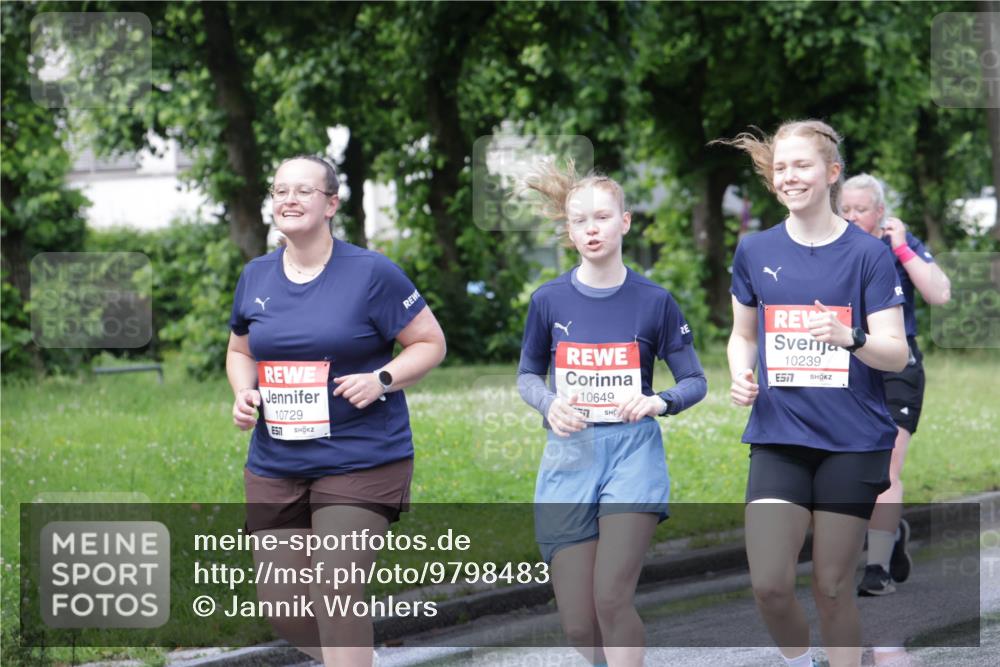 14.06.2026 - REWE Women's Run Jannik Wohlers http://msf.ph/oto/9798483 14.06.2026 09:13:24 Laufen 10729, 7, 10649, 10239, 57 meine-sportfotos.de