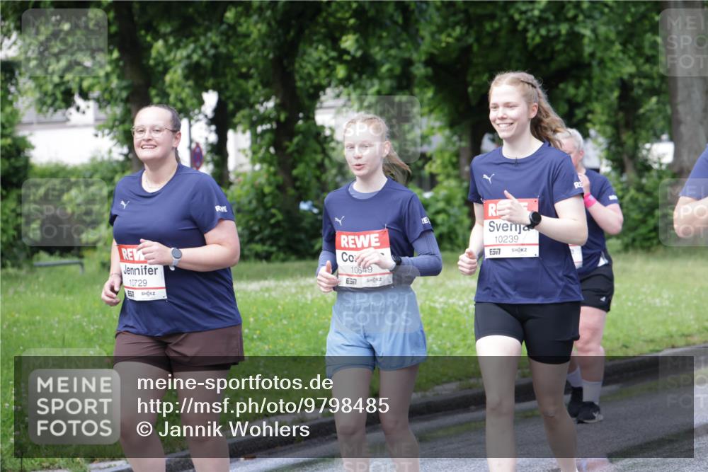 14.06.2026 - REWE Women's Run Jannik Wohlers http://msf.ph/oto/9798485 14.06.2026 09:13:24 Laufen 10729, 10649, 10239, 7 meine-sportfotos.de