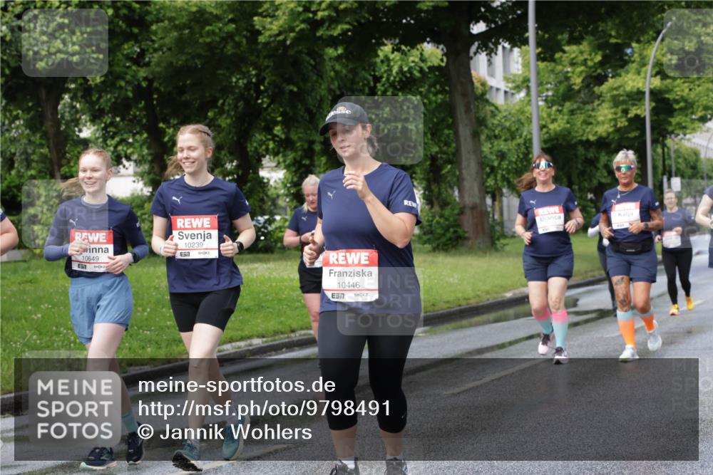 14.06.2026 - REWE Women's Run Jannik Wohlers http://msf.ph/oto/9798491 14.06.2026 09:13:26 Laufen 10649, 10239, 57, 10446, 57 meine-sportfotos.de