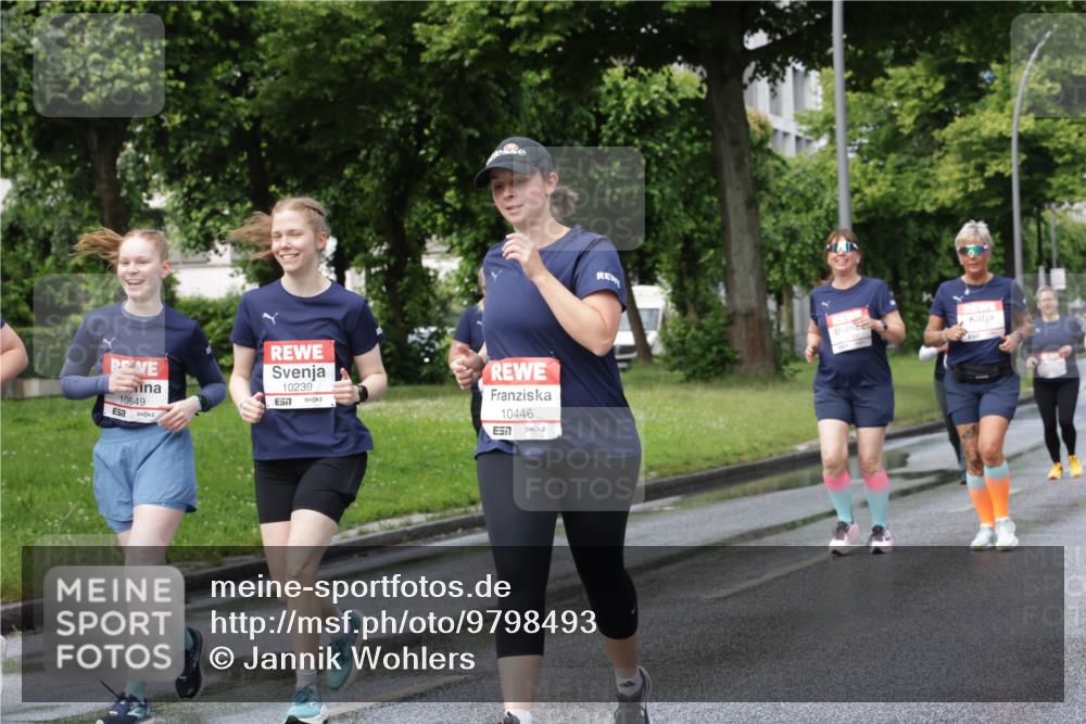 14.06.2026 - REWE Women's Run Jannik Wohlers http://msf.ph/oto/9798493 14.06.2026 09:13:26 Laufen 10649, 10239, 7, 10446, 7 meine-sportfotos.de