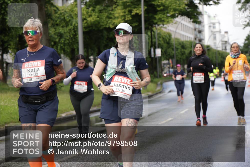 14.06.2026 - REWE Women's Run Jannik Wohlers http://msf.ph/oto/9798508 14.06.2026 09:13:28 Laufen 11232, 57, 10634, 11230, 57 meine-sportfotos.de