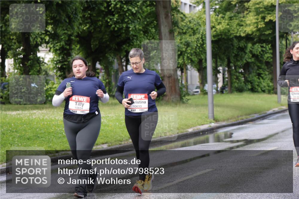 14.06.2026 - REWE Women's Run Jannik Wohlers http://msf.ph/oto/9798523 14.06.2026 09:13:31 Laufen 10634, 10633, 57, 103, 517 meine-sportfotos.de
