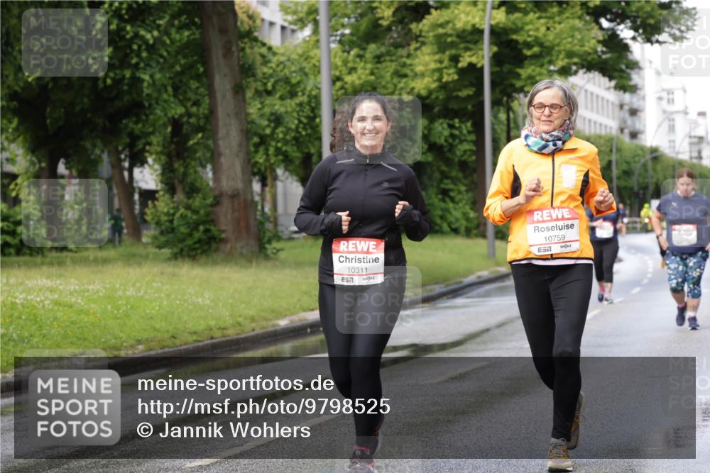 14.06.2026 - REWE Women's Run Jannik Wohlers http://msf.ph/oto/9798525 14.06.2026 09:13:33 Laufen 10311, 7, 10759, 7 meine-sportfotos.de