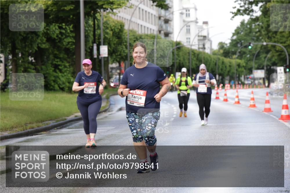 14.06.2026 - REWE Women's Run Jannik Wohlers http://msf.ph/oto/9798541 14.06.2026 09:13:37 Laufen 11190, 57 meine-sportfotos.de
