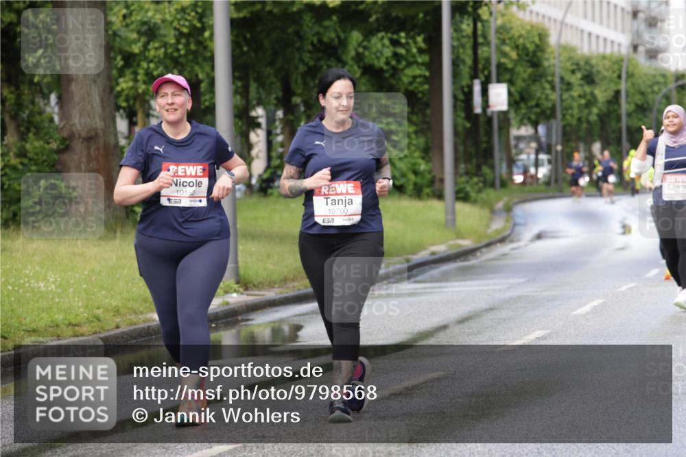 14.06.2026 - REWE Women's Run Jannik Wohlers http://msf.ph/oto/9798568 14.06.2026 09:13:42 Laufen 10152, 10700, 7 meine-sportfotos.de
