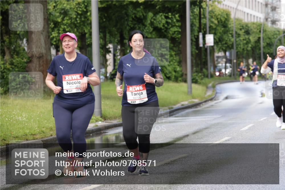14.06.2026 - REWE Women's Run Jannik Wohlers http://msf.ph/oto/9798571 14.06.2026 09:13:43 Laufen 10152, 7, 10700, 57 meine-sportfotos.de