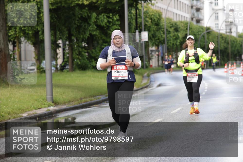 14.06.2026 - REWE Women's Run Jannik Wohlers http://msf.ph/oto/9798597 14.06.2026 09:13:48 Laufen 10176, 7 meine-sportfotos.de