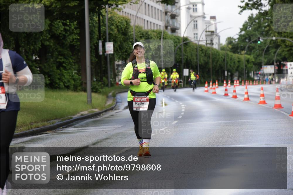 14.06.2026 - REWE Women's Run Jannik Wohlers http://msf.ph/oto/9798608 14.06.2026 09:13:50 Laufen 10100, 57 meine-sportfotos.de