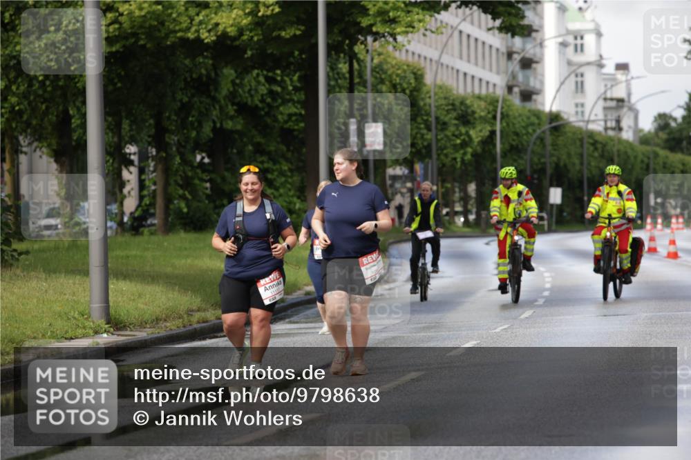 14.06.2026 - REWE Women's Run Jannik Wohlers http://msf.ph/oto/9798638 14.06.2026 09:14:32 Laufen 11117 meine-sportfotos.de