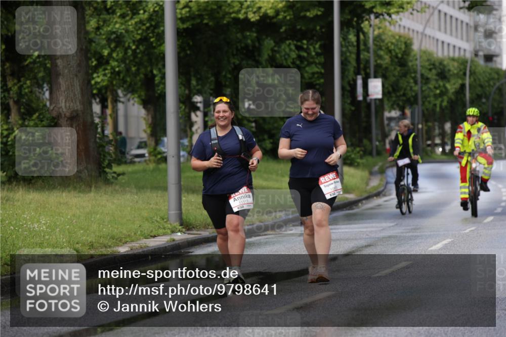 14.06.2026 - REWE Women's Run Jannik Wohlers http://msf.ph/oto/9798641 14.06.2026 09:14:34 Laufen 11117, 1083, 7 meine-sportfotos.de