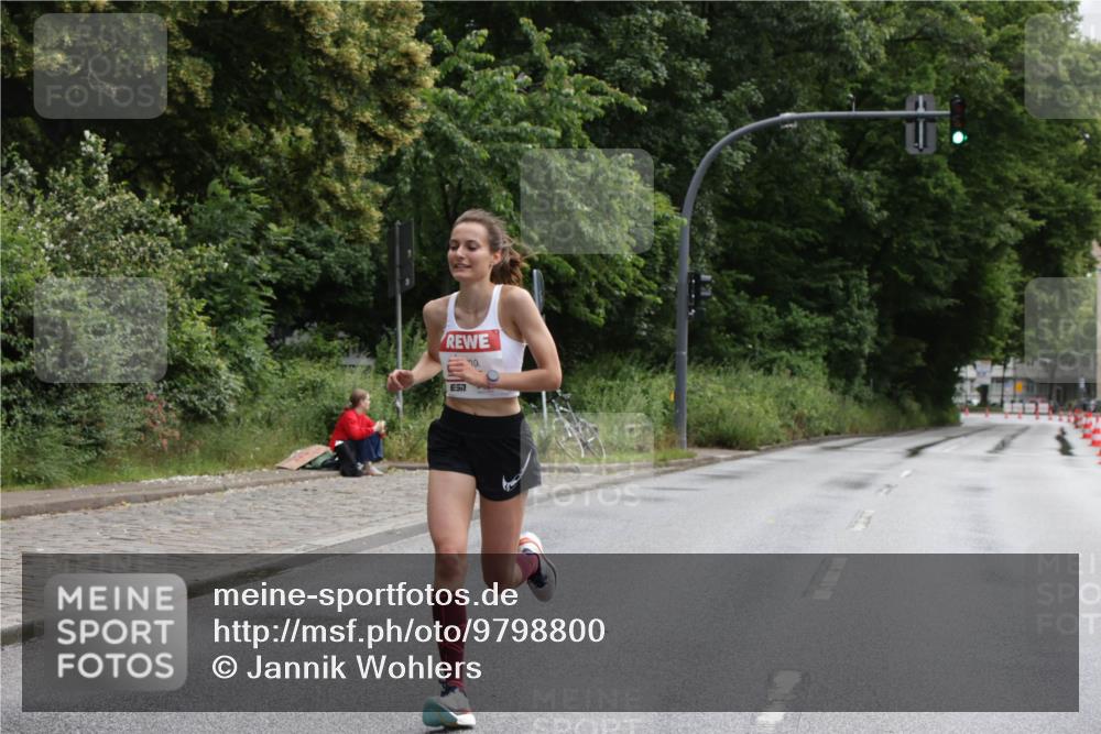 14.06.2026 - REWE Women's Run Jannik Wohlers http://msf.ph/oto/9798800 14.06.2026 09:37:50 Laufen 57, 0 meine-sportfotos.de