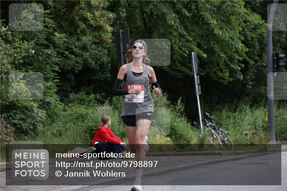 14.06.2026 - REWE Women's Run Jannik Wohlers http://msf.ph/oto/9798897 14.06.2026 09:40:02 Laufen 10992, 7 meine-sportfotos.de