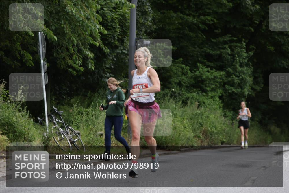 14.06.2026 - REWE Women's Run Jannik Wohlers http://msf.ph/oto/9798919 14.06.2026 09:40:08 Laufen 10080 meine-sportfotos.de