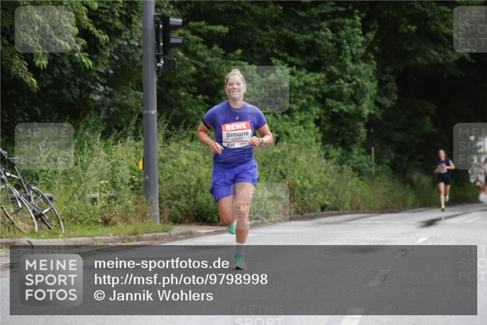 14.06.2026 - REWE Women's Run Jannik Wohlers http://msf.ph/oto/9798998 14.06.2026 09:40:41 Laufen 10848, 57 meine-sportfotos.de