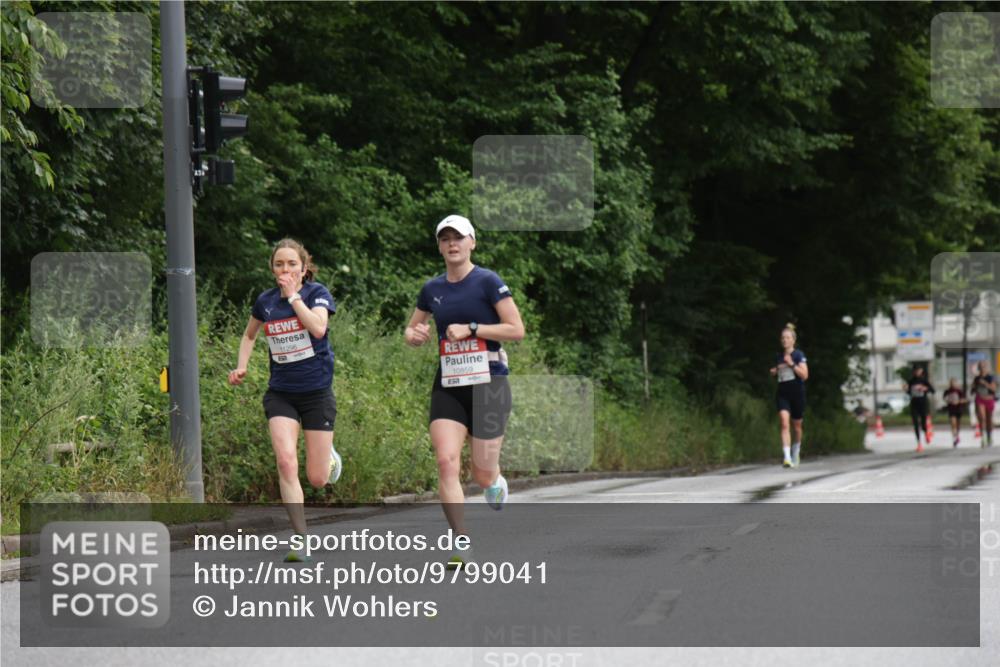 14.06.2026 - REWE Women's Run Jannik Wohlers http://msf.ph/oto/9799041 14.06.2026 09:40:52 Laufen 11296, 10859 meine-sportfotos.de