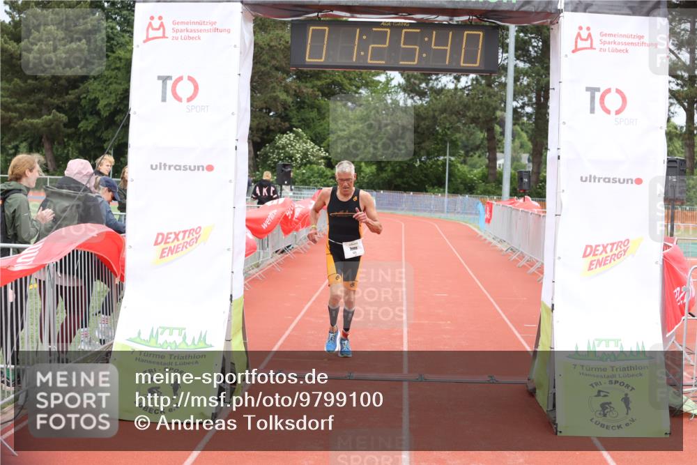 14.06.2026 - 7 Türme Triathlon Andreas Tolksdorf http://msf.ph/oto/9799100 14.06.2026 11:55:40 Ziel 435 meine-sportfotos.de