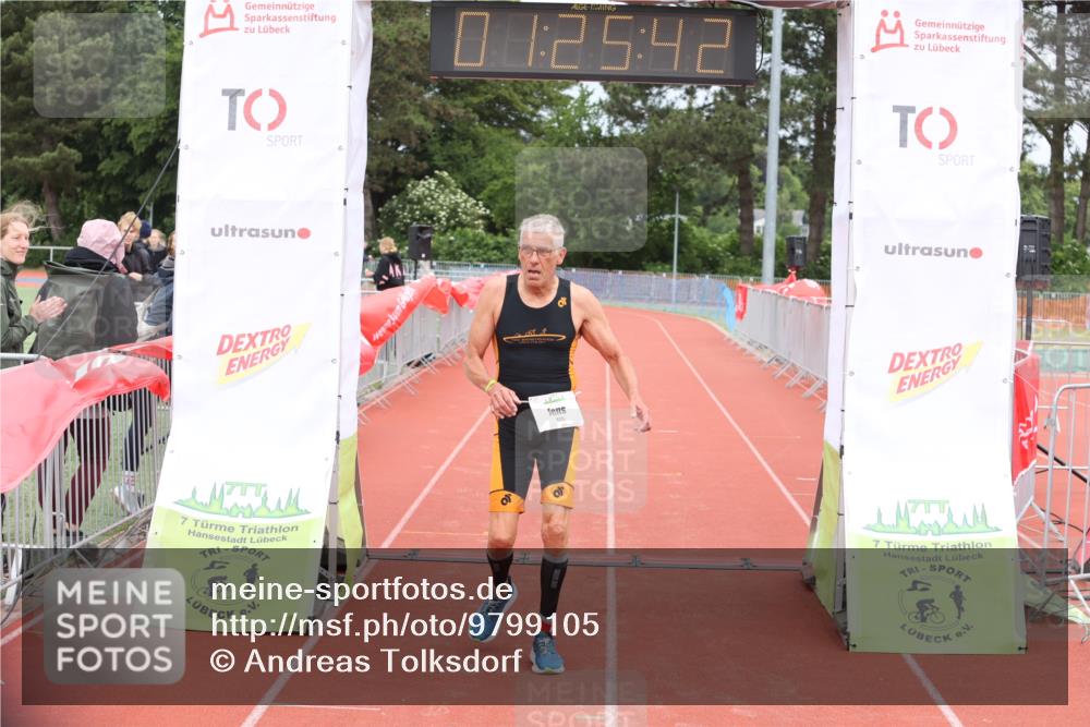 14.06.2026 - 7 Türme Triathlon Andreas Tolksdorf http://msf.ph/oto/9799105 14.06.2026 11:55:41 Ziel 435 meine-sportfotos.de