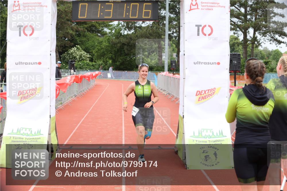 14.06.2026 - 7 Türme Triathlon Andreas Tolksdorf http://msf.ph/oto/9799174 14.06.2026 12:01:05 Ziel 490 meine-sportfotos.de