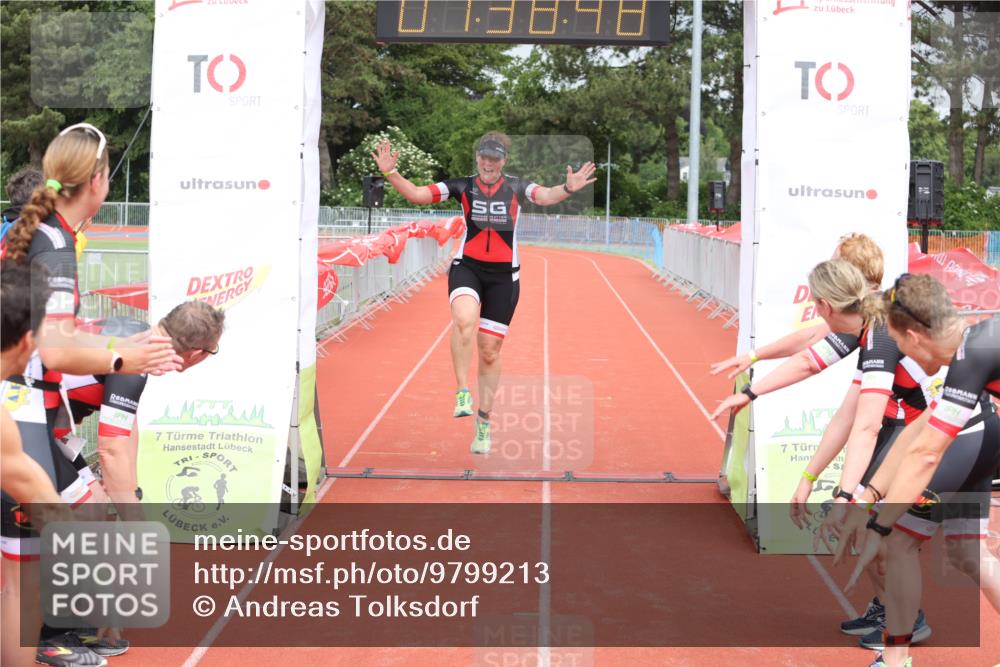 14.06.2026 - 7 Türme Triathlon Andreas Tolksdorf http://msf.ph/oto/9799213 14.06.2026 12:08:47 Ziel 484 meine-sportfotos.de