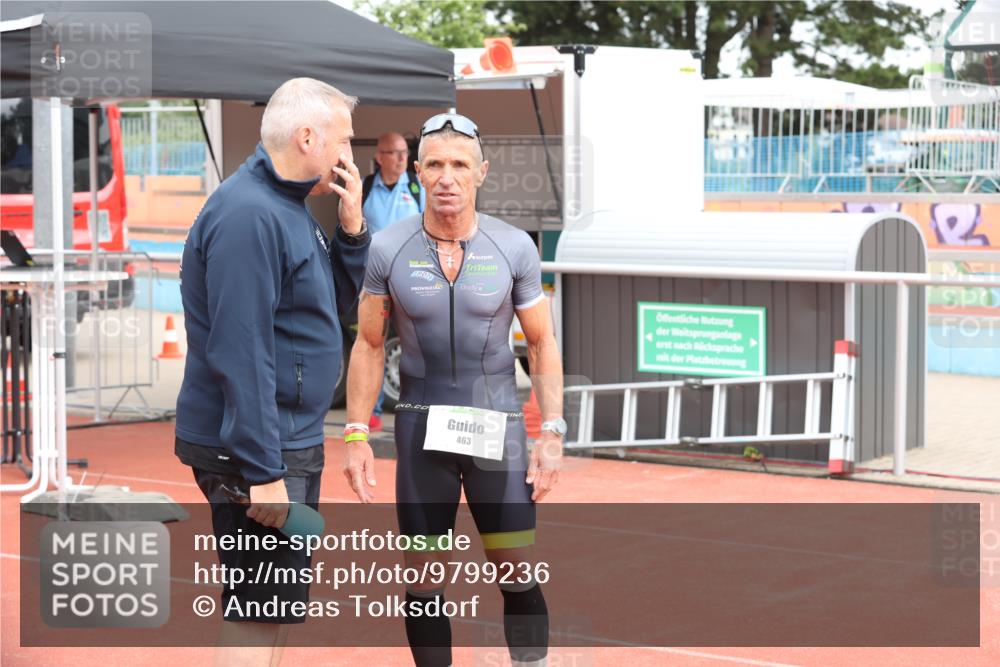 14.06.2026 - 7 Türme Triathlon Andreas Tolksdorf http://msf.ph/oto/9799236 14.06.2026 12:10:49 Ziel  meine-sportfotos.de