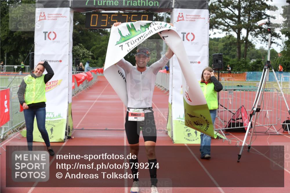 14.06.2026 - 7 Türme Triathlon Andreas Tolksdorf http://msf.ph/oto/9799274 14.06.2026 14:57:57 Ziel 805 meine-sportfotos.de