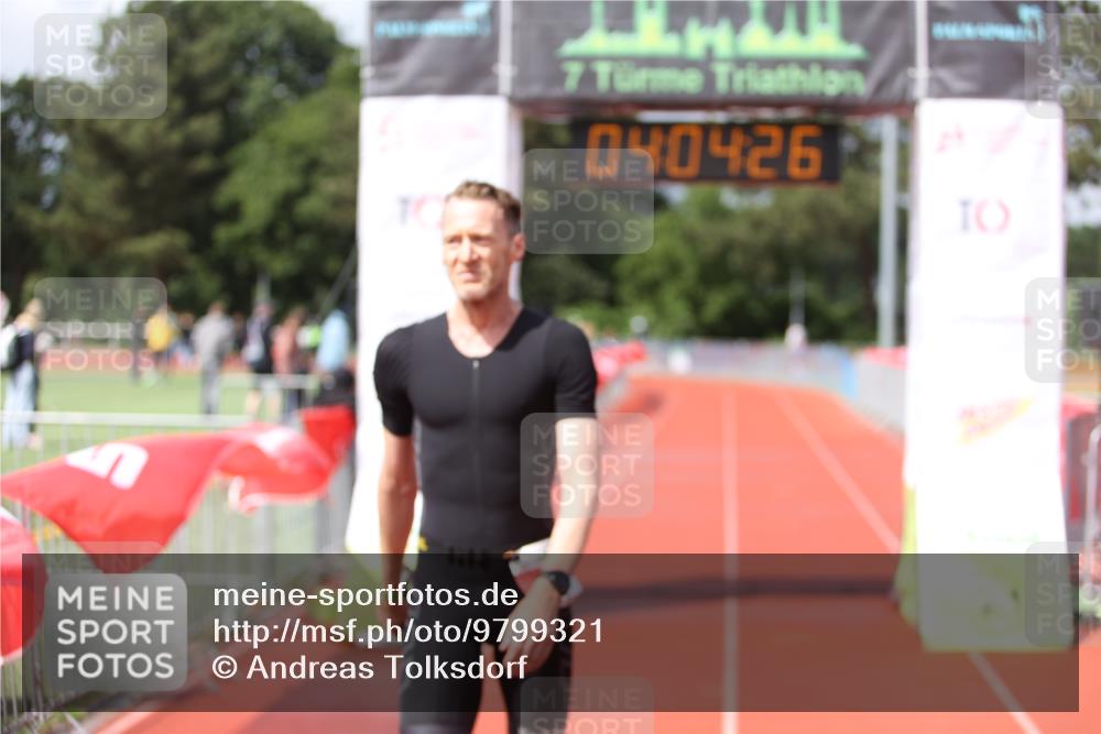 14.06.2026 - 7 Türme Triathlon Andreas Tolksdorf http://msf.ph/oto/9799321 14.06.2026 15:04:25 Ziel 878 meine-sportfotos.de