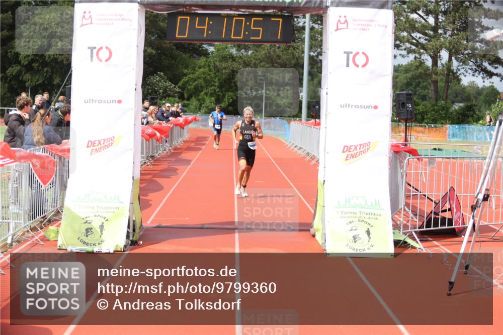 14.06.2026 - 7 Türme Triathlon Andreas Tolksdorf http://msf.ph/oto/9799360 14.06.2026 15:10:55 Ziel 931, 1042 meine-sportfotos.de