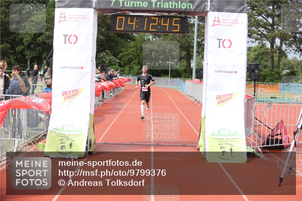 14.06.2026 - 7 Türme Triathlon Andreas Tolksdorf http://msf.ph/oto/9799376 14.06.2026 15:12:44 Ziel 757 meine-sportfotos.de