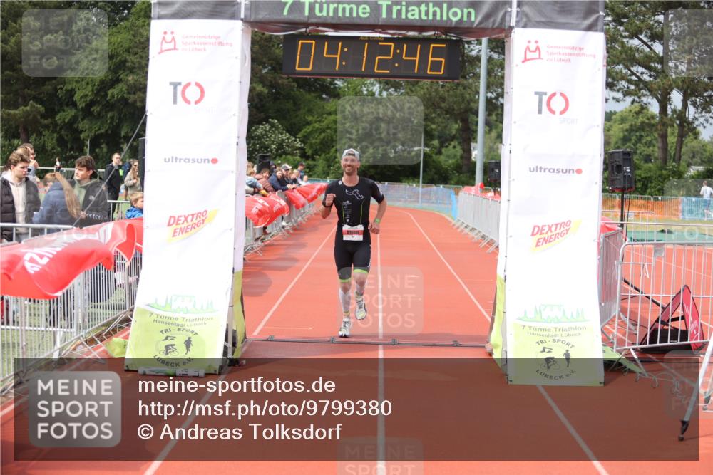 14.06.2026 - 7 Türme Triathlon Andreas Tolksdorf http://msf.ph/oto/9799380 14.06.2026 15:12:45 Ziel 757 meine-sportfotos.de