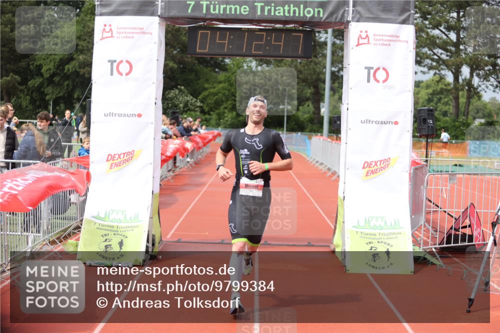 14.06.2026 - 7 Türme Triathlon Andreas Tolksdorf http://msf.ph/oto/9799384 14.06.2026 15:12:46 Ziel 757 meine-sportfotos.de