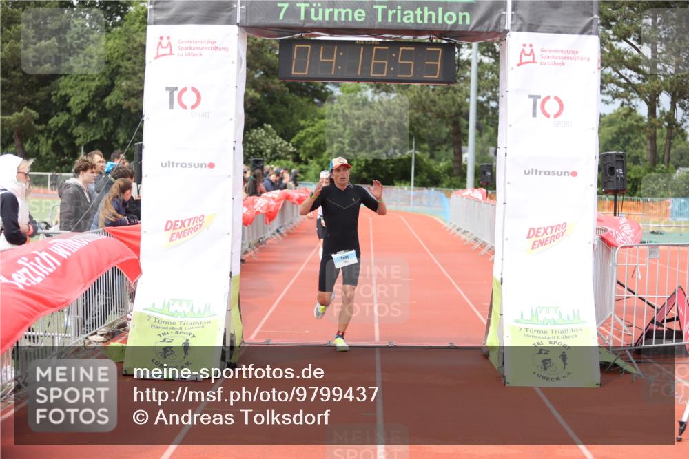 14.06.2026 - 7 Türme Triathlon Andreas Tolksdorf http://msf.ph/oto/9799437 14.06.2026 15:16:51 Ziel 689, 877, 1088, 1144 meine-sportfotos.de