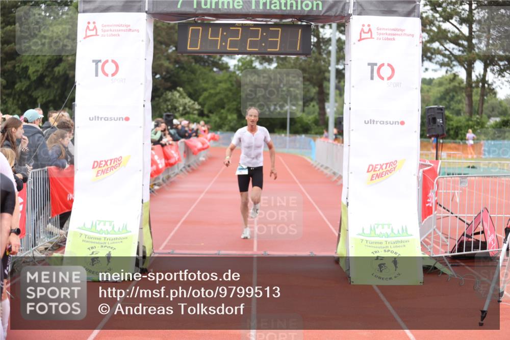 14.06.2026 - 7 Türme Triathlon Andreas Tolksdorf http://msf.ph/oto/9799513 14.06.2026 15:22:30 Ziel 1152 meine-sportfotos.de