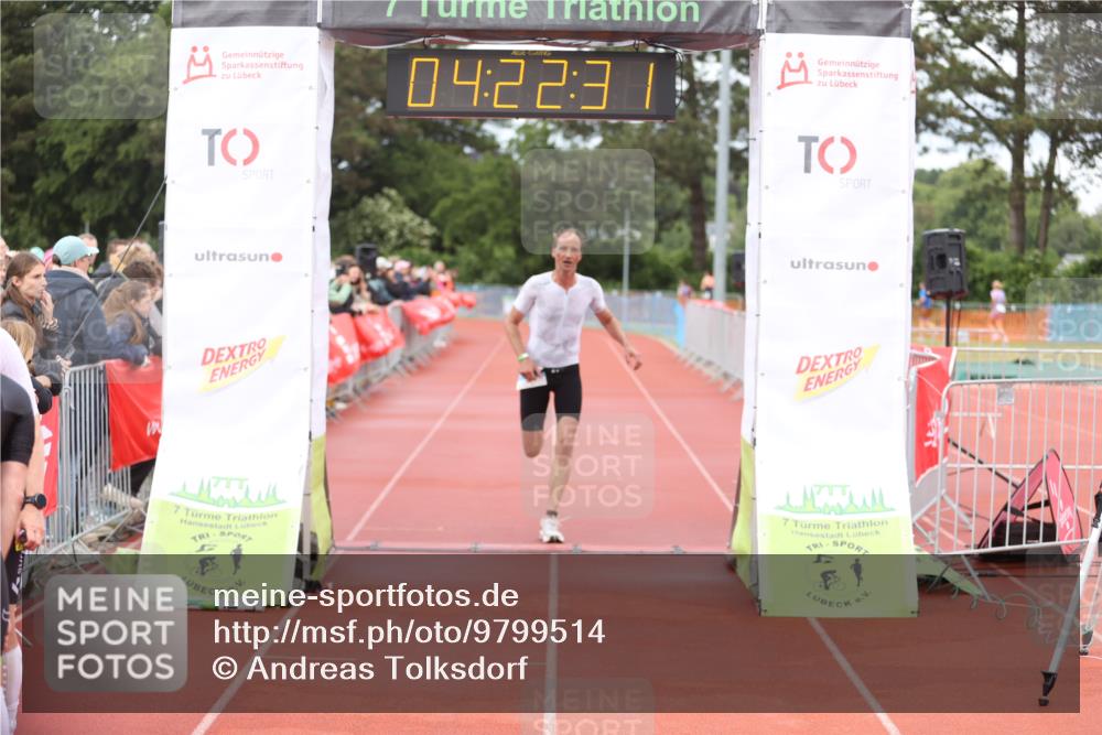 14.06.2026 - 7 Türme Triathlon Andreas Tolksdorf http://msf.ph/oto/9799514 14.06.2026 15:22:30 Ziel 1152 meine-sportfotos.de